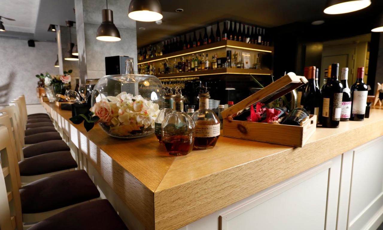 Отель All Seasons Residence Hotel София-13